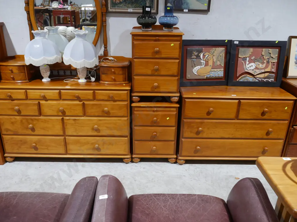 6 piece bedroom suite Image 1++