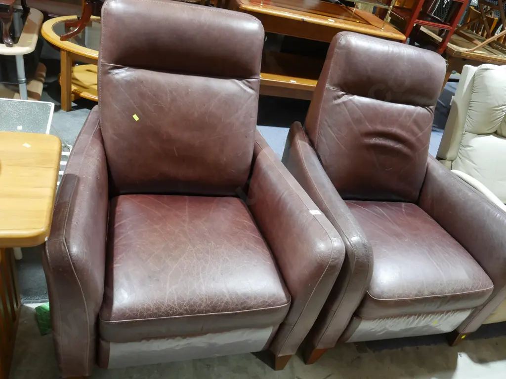 2 reclining armchairs Image 1++