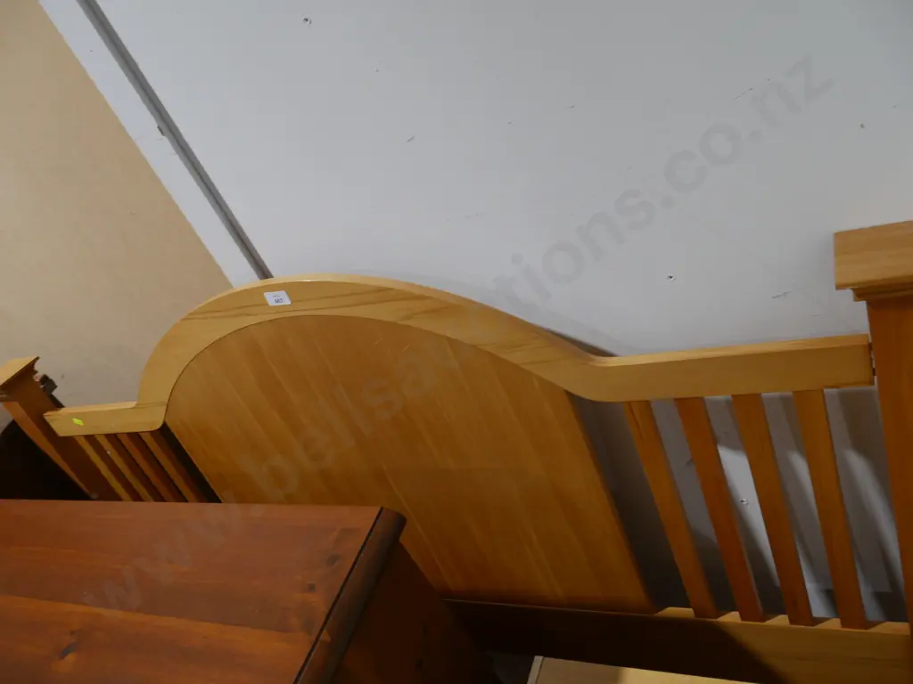 Bed head queen Image 1++