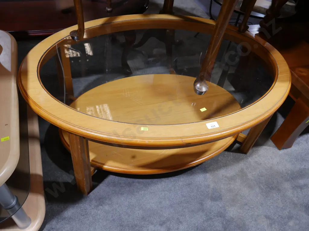 Glass top coffee table Image 1++