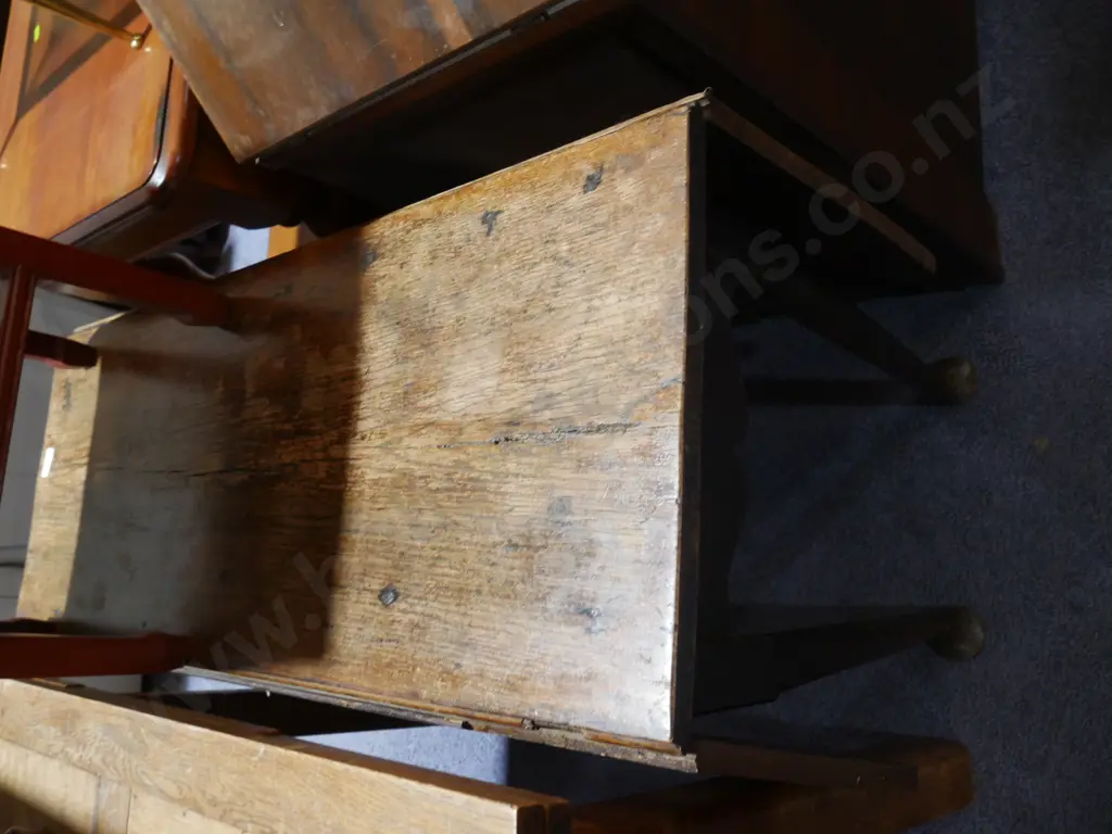 Dropside table Image 1++