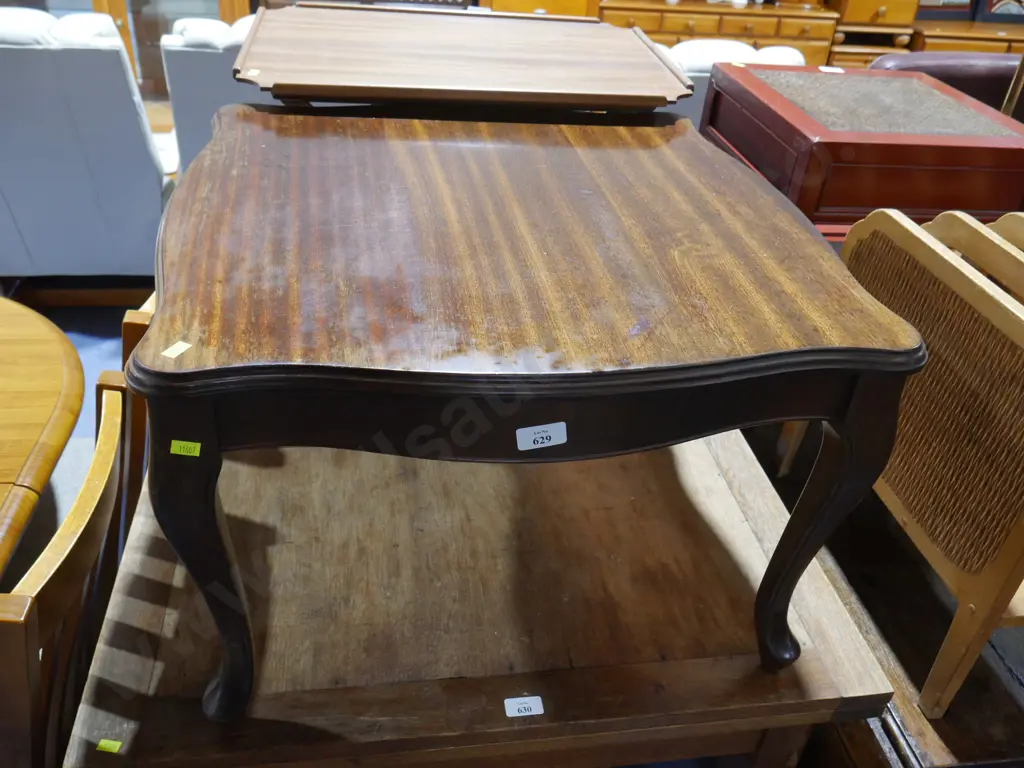 Coffee table Image 1++