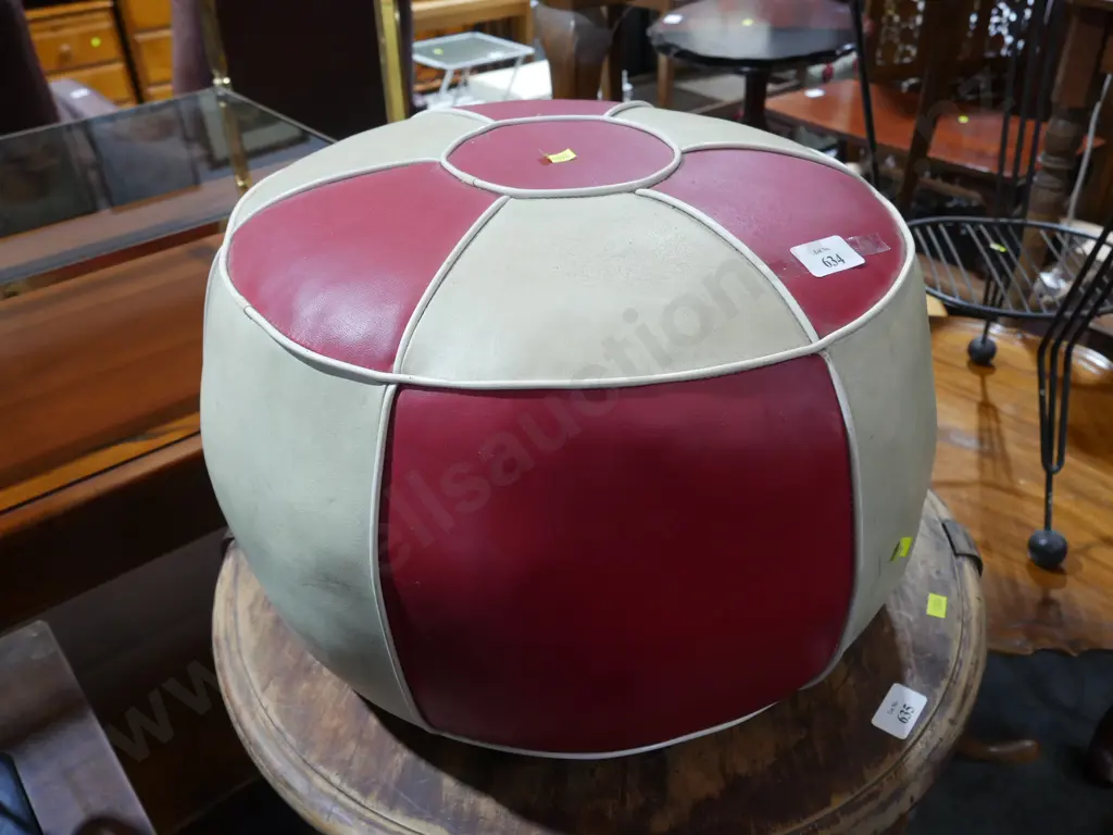 Leather pouf stool Image 1++