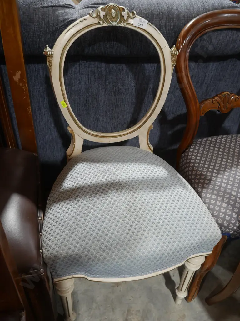 Balloon back dining chair Image 1++