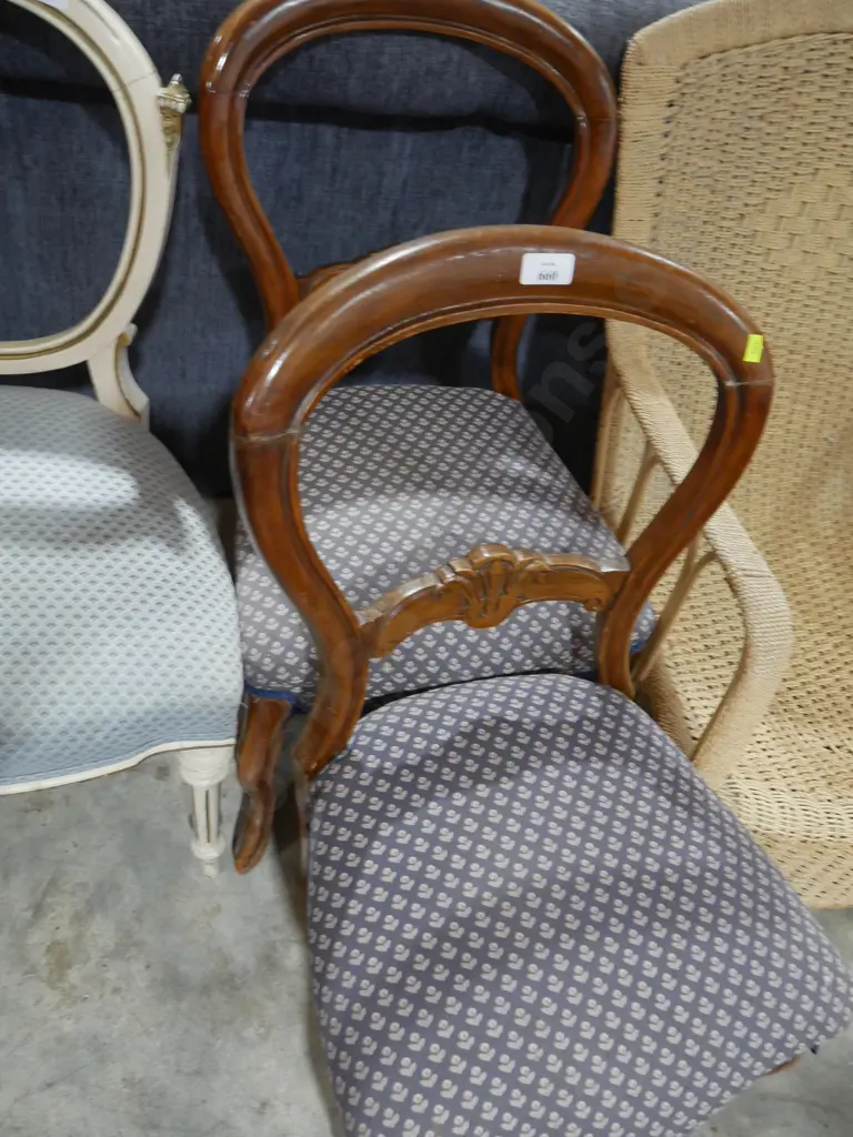2 kidney back dining chairs Image 1++