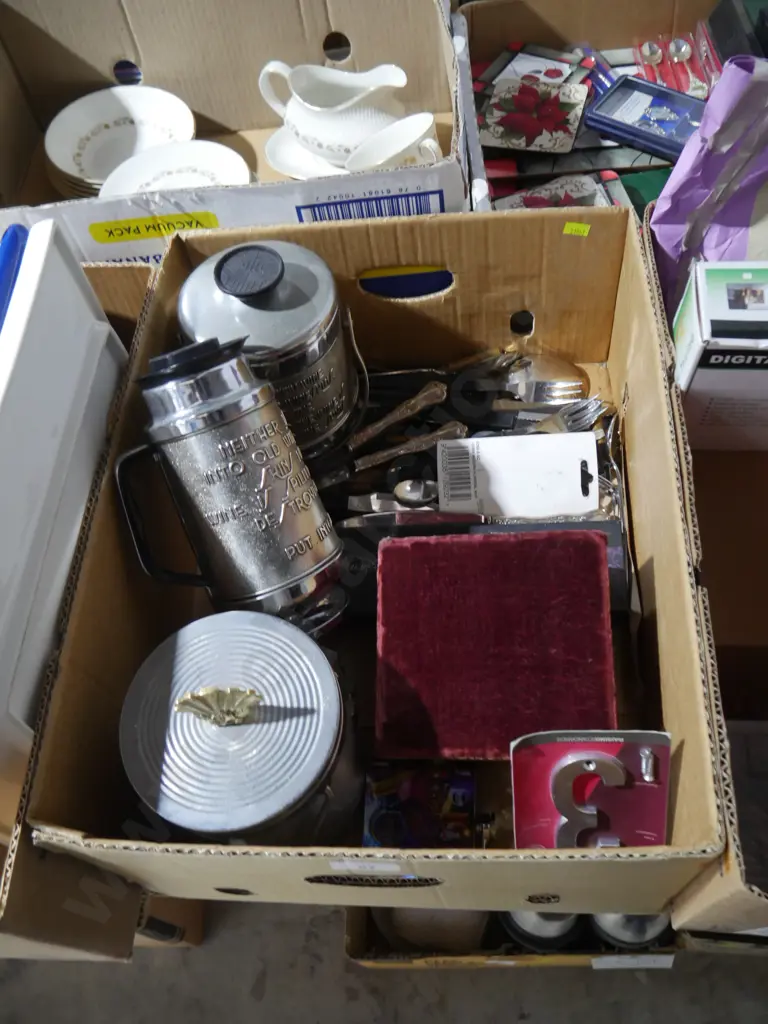 Cutlery, ice buckets etc Image 1++