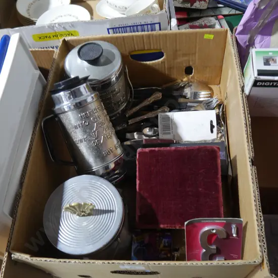 Cutlery, ice buckets etc