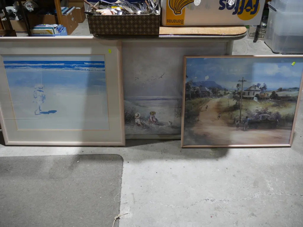 5 artworks Image 1++
