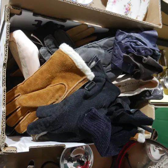 Assorted gloves