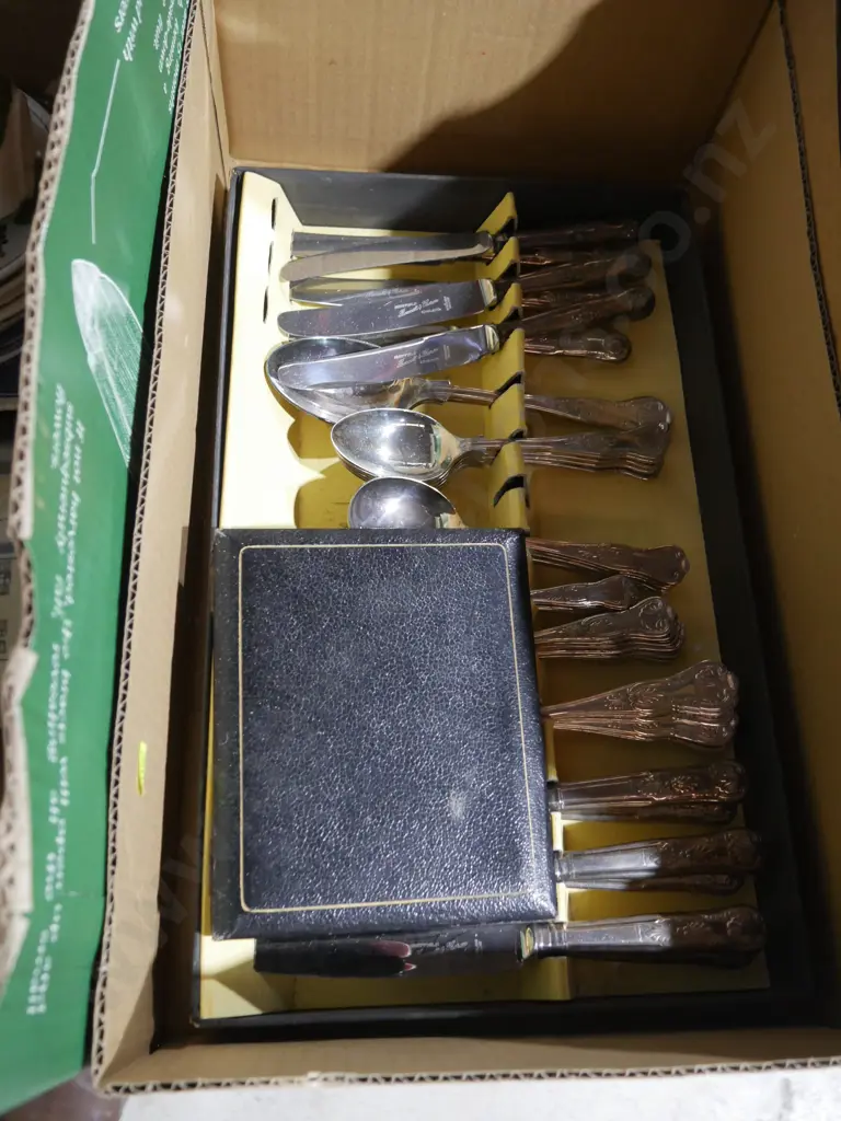 Cutlery set Image 1++