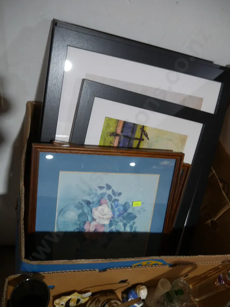 Assorted art Image 1++