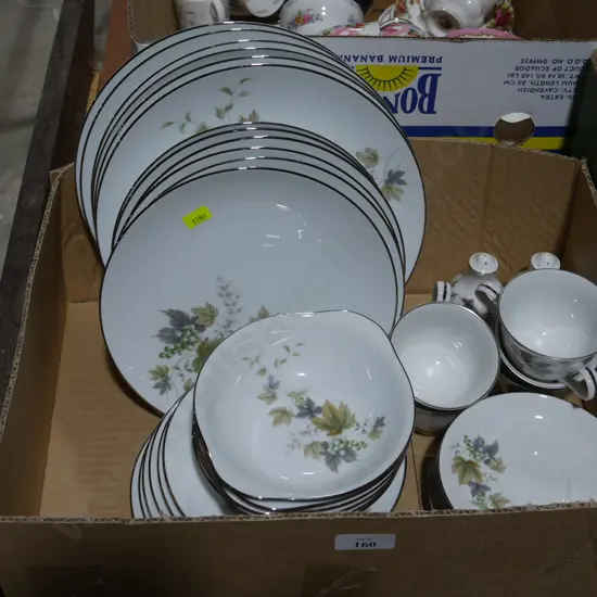 Dinner set