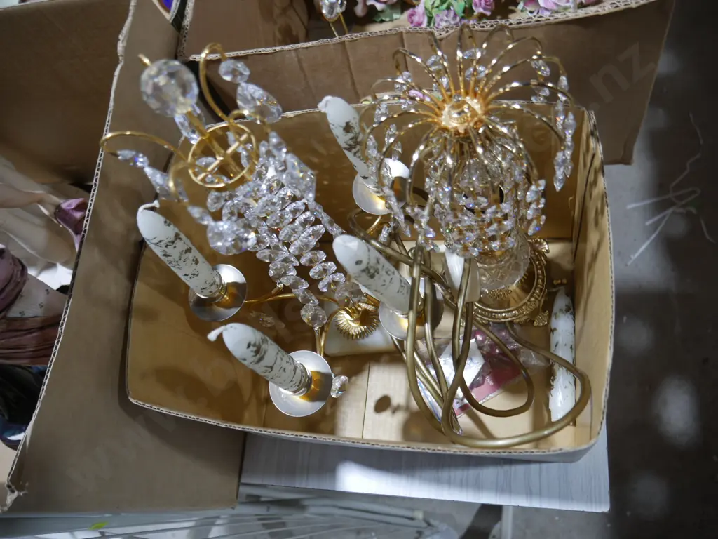 Lamp and candle holder Image 1++