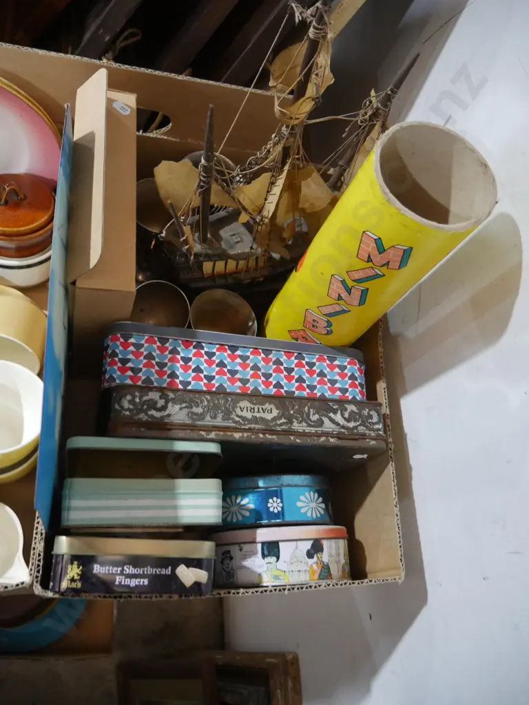 Tins etc Image 1++