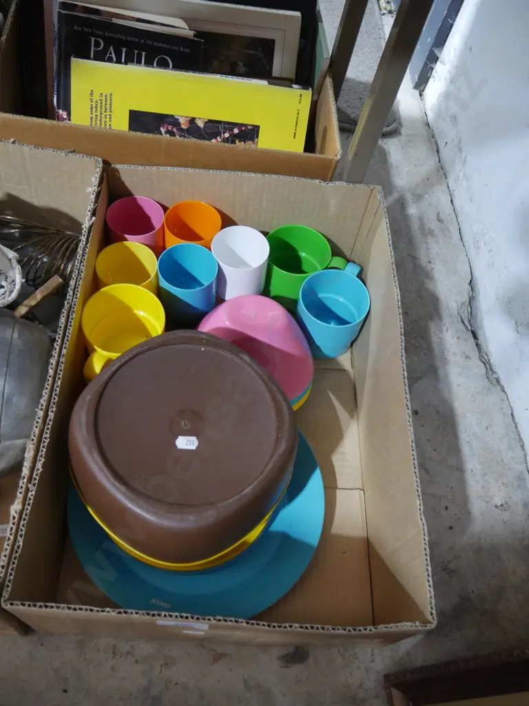 Plasticware Image 1++