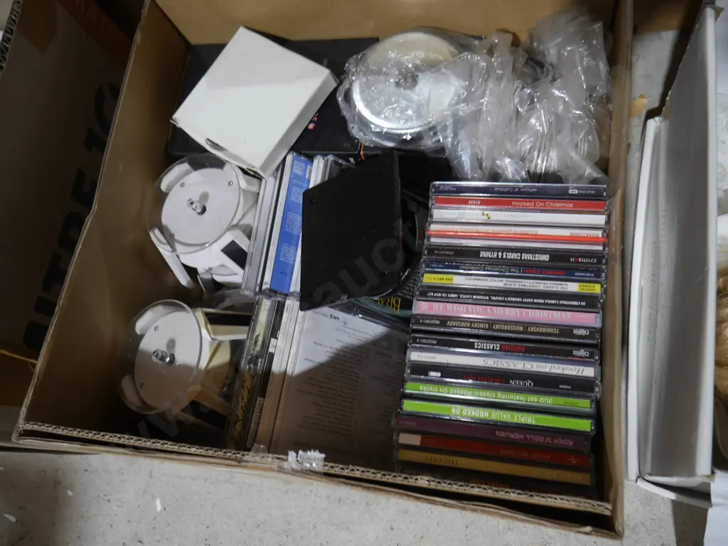 Display stands, CDs Image 1++