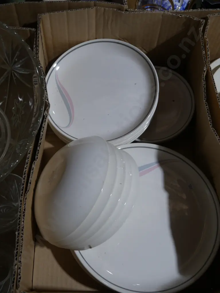Crown Lynn dinner set Image 1++