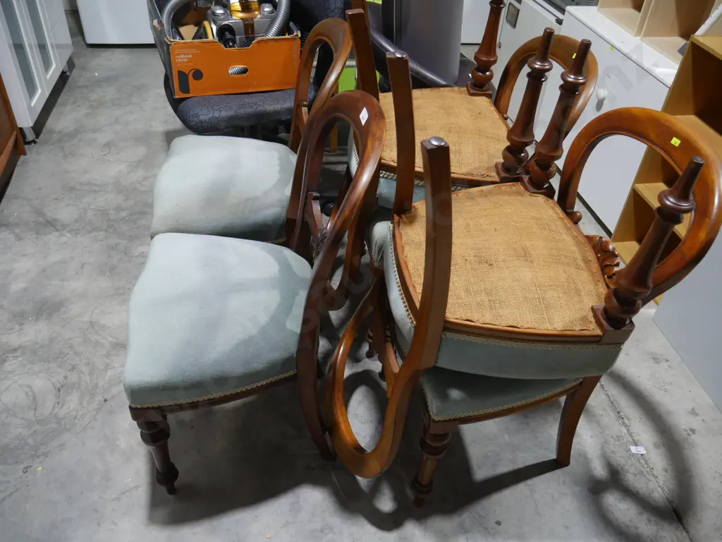 Set of 6 balloon back dining chairs Image 1++