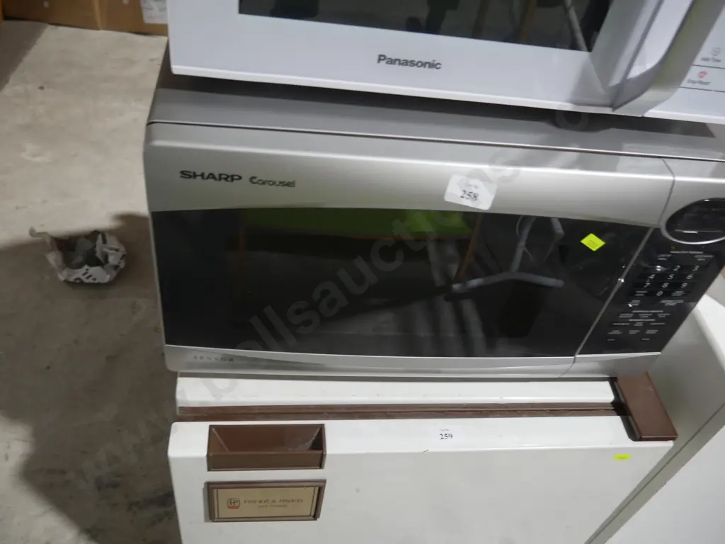Sharp carousel microwave Image 1++