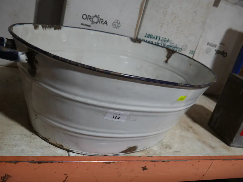 Tin bath Image 1++
