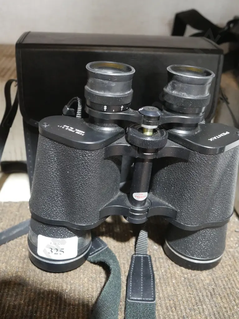 Binoculars Image 1++