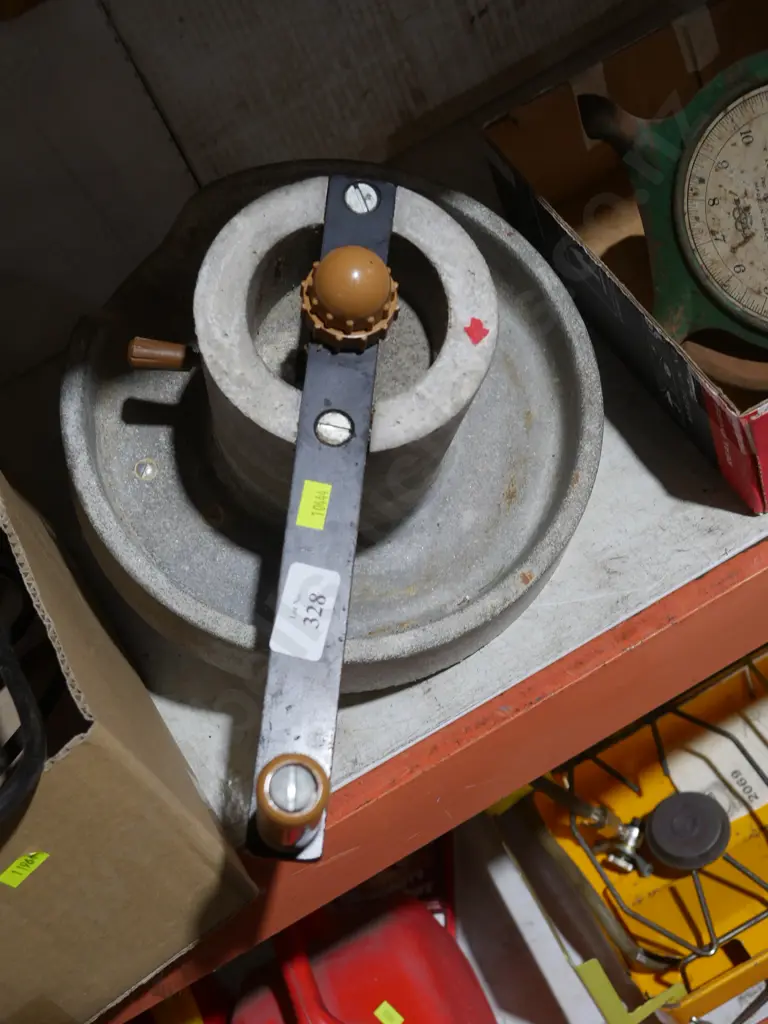 Grinding stone Image 1++
