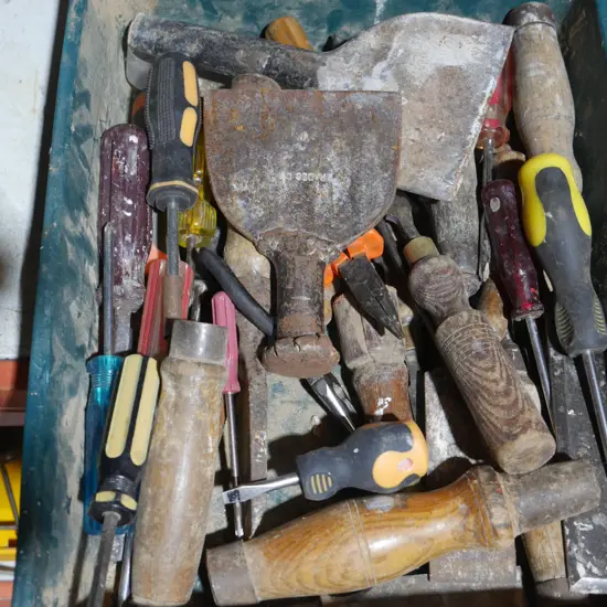 Assorted screwdrivers etc