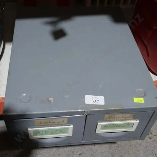 Filing drawers