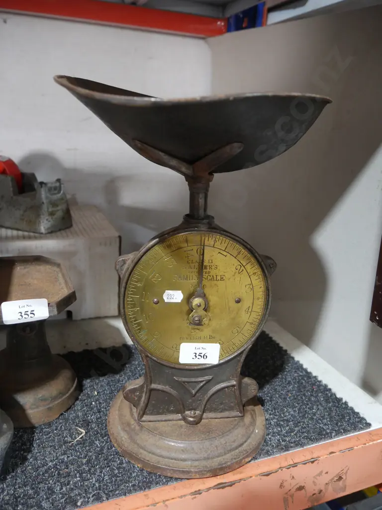 Scales Image 1++