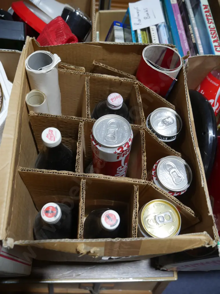 Bottles of Coca-Cola, Coca-Cola cans etc Image 1++