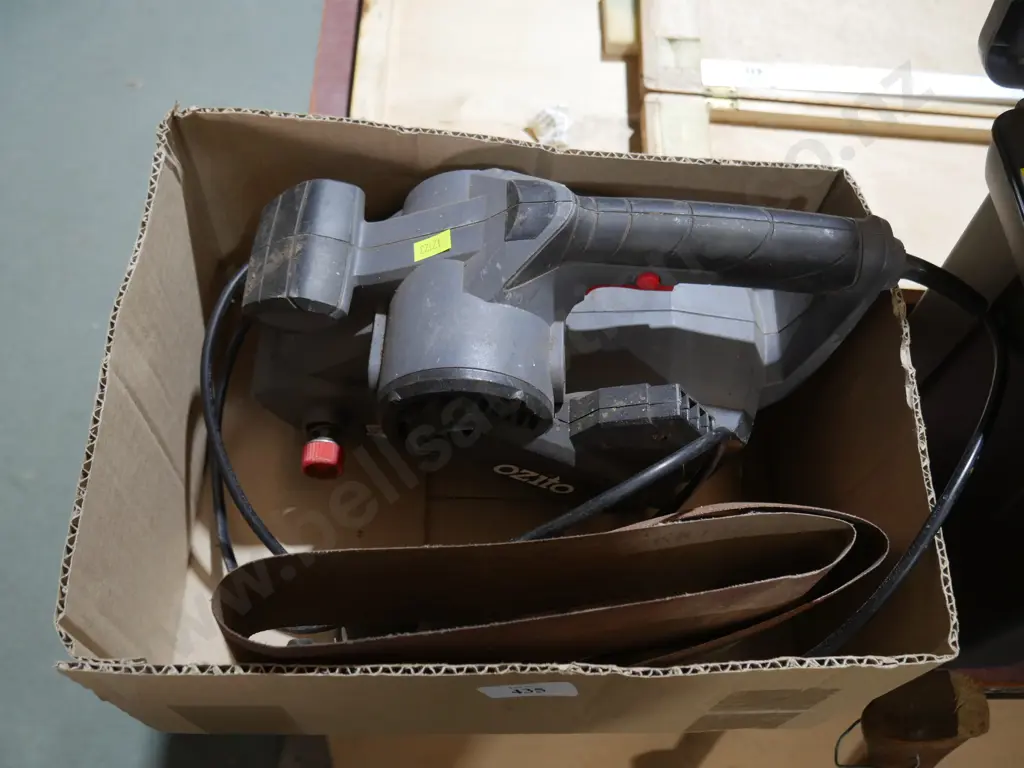 Ozito belt sander Image 1++