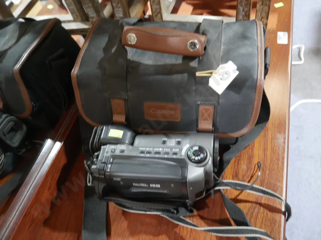 Canon video camcorder Image 1++