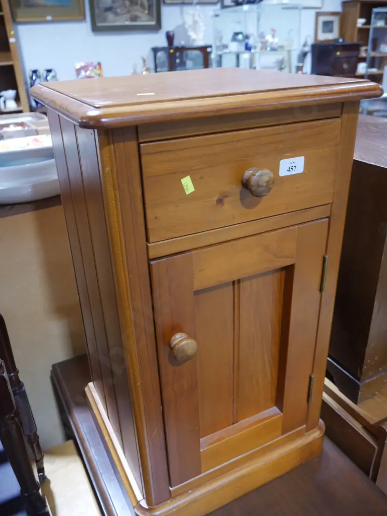 Bedside cabinet Image 1++