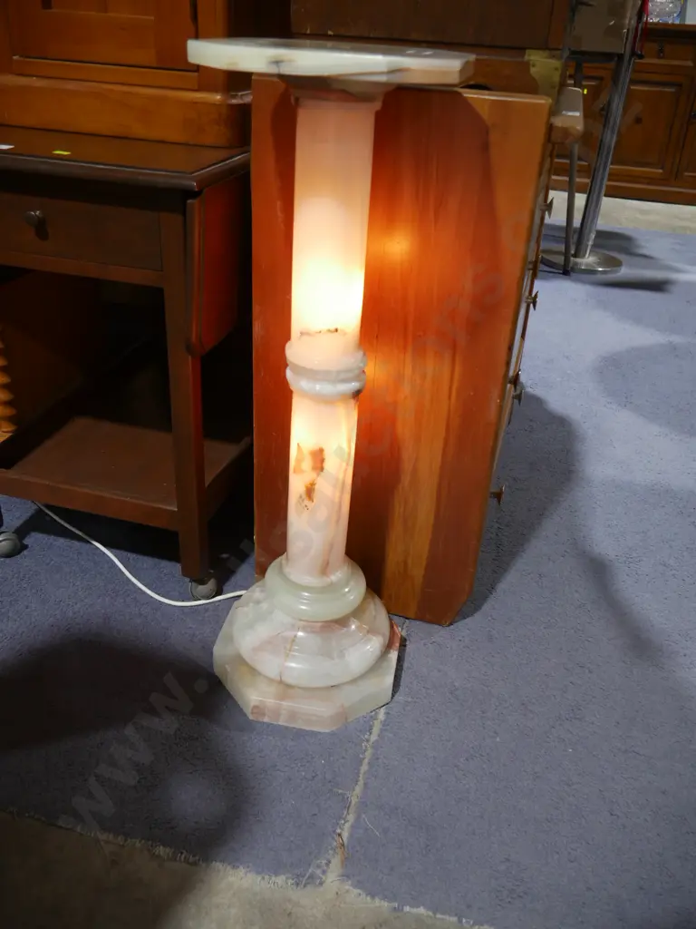 Alabaster plant stand Image 1++