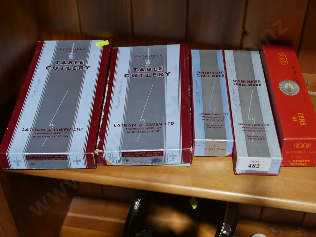 Boxes of cutlery Image 1++