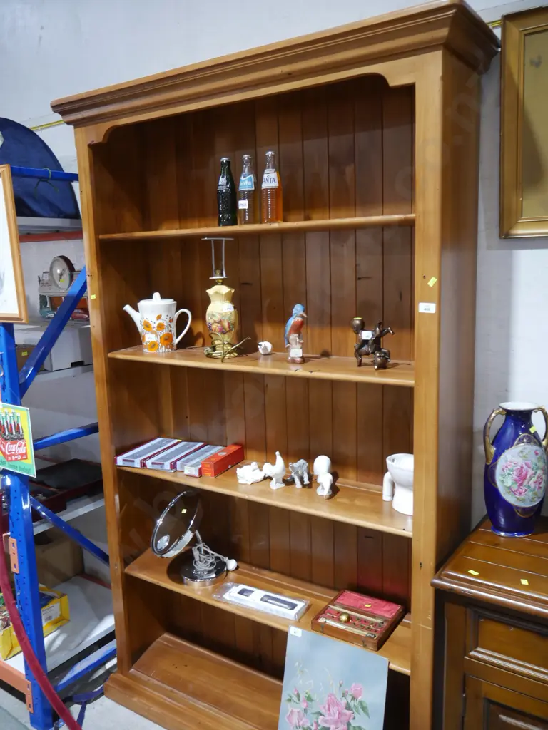 Bookcase Image 1++