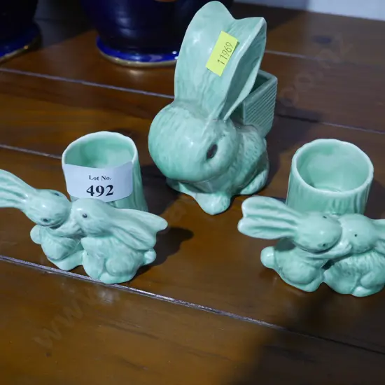 3 Sylvac bunnies