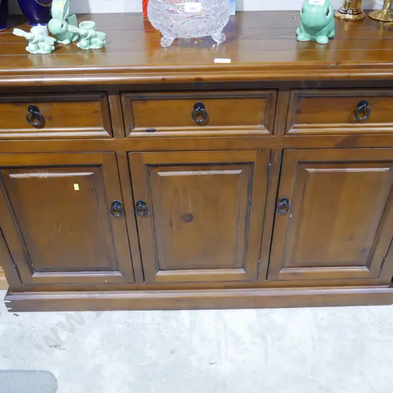 Sideboard
