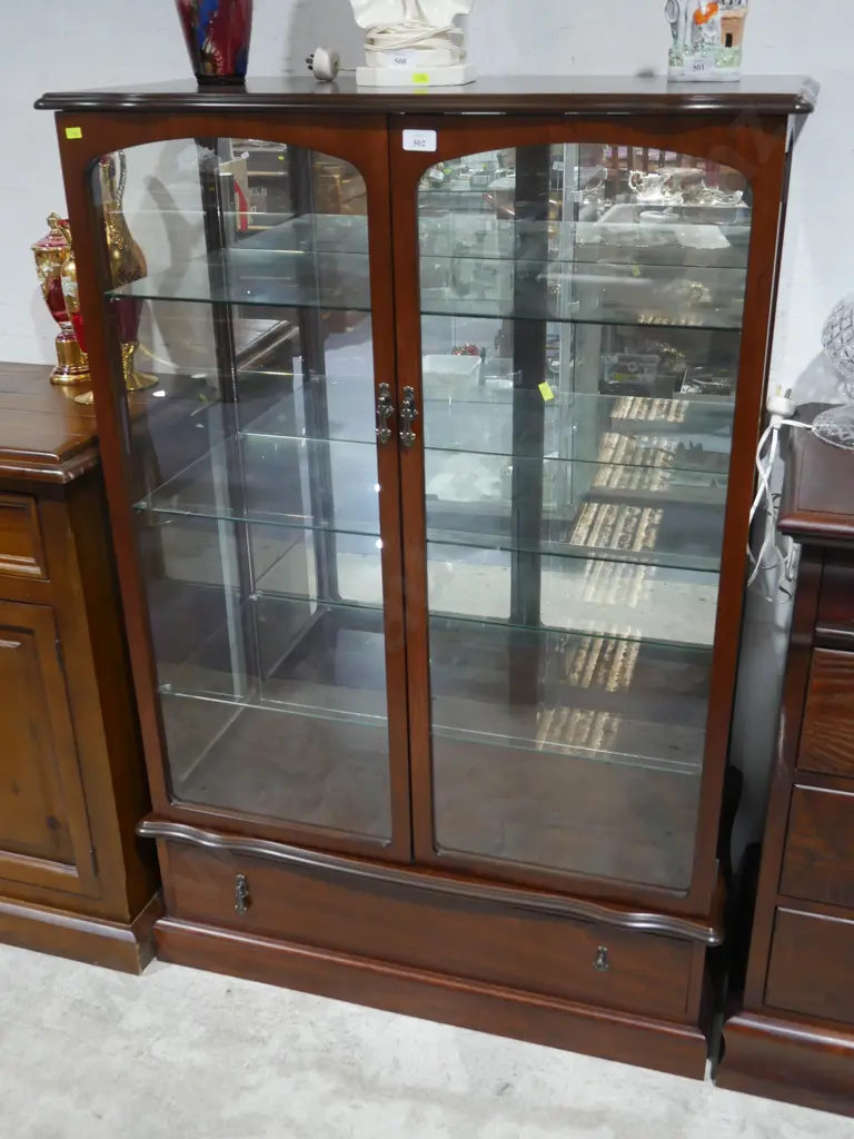 Display cabinet Image 1++