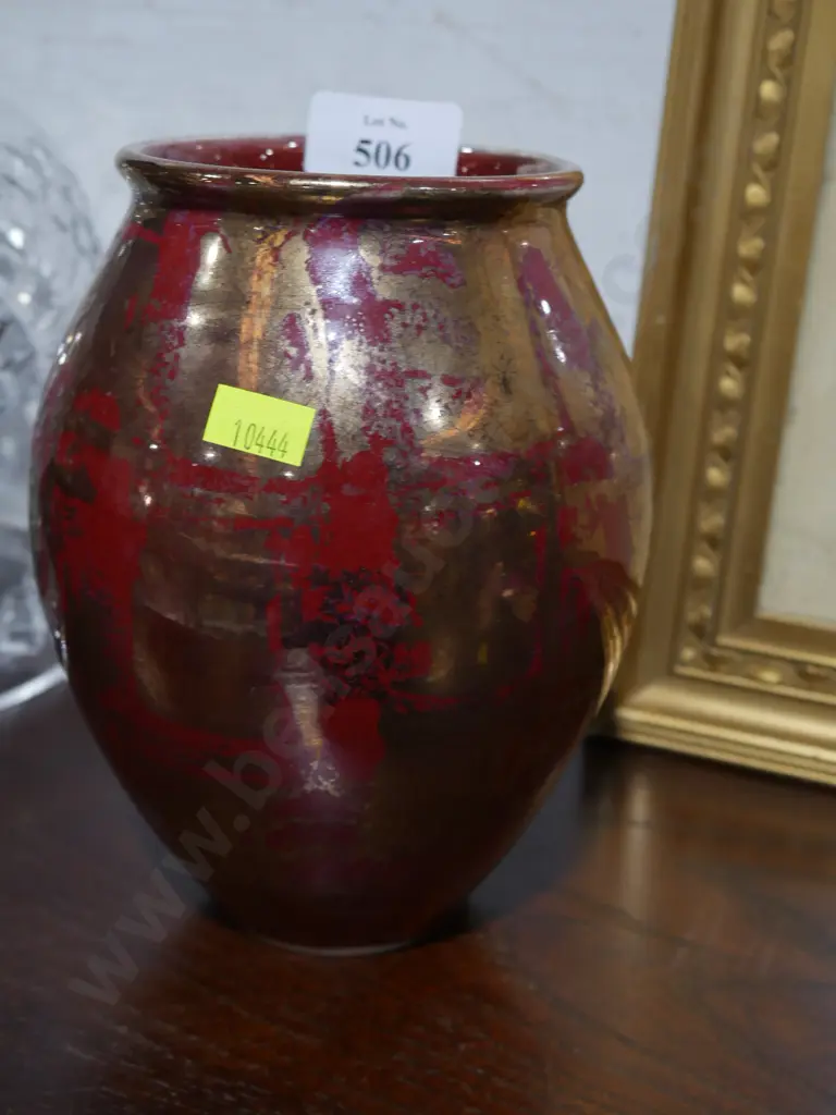 Red vase Image 1++