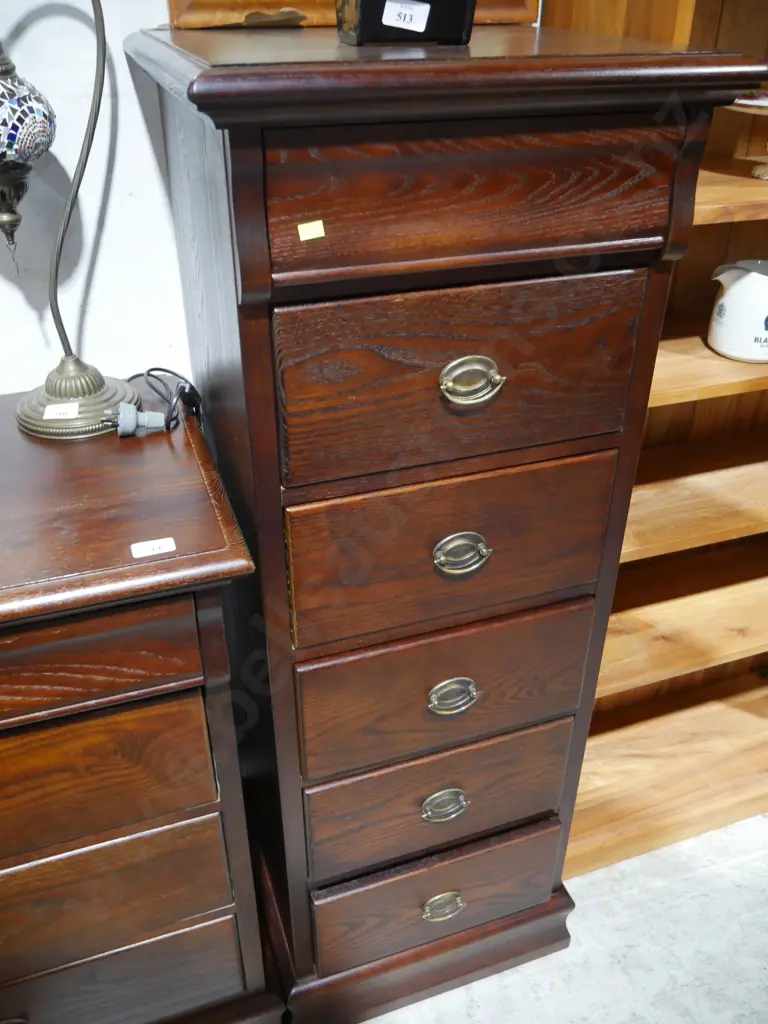 Lowboy and lingerie chest Image 1++
