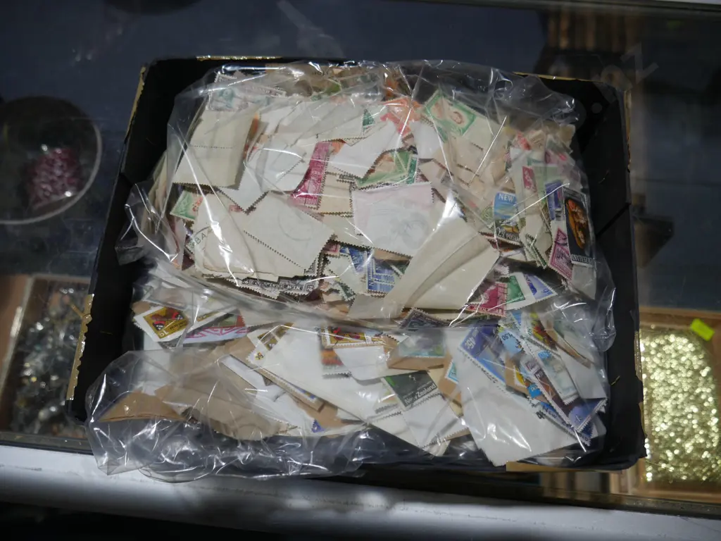 Loose stamps Image 1++