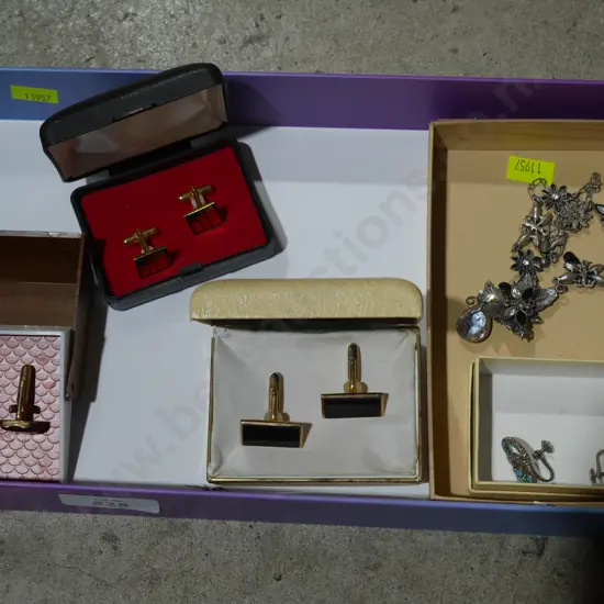 Cufflinks and jewellery