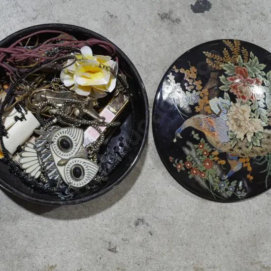 Costume jewellery