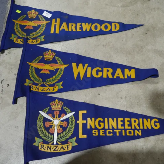 3 RNZ pennants