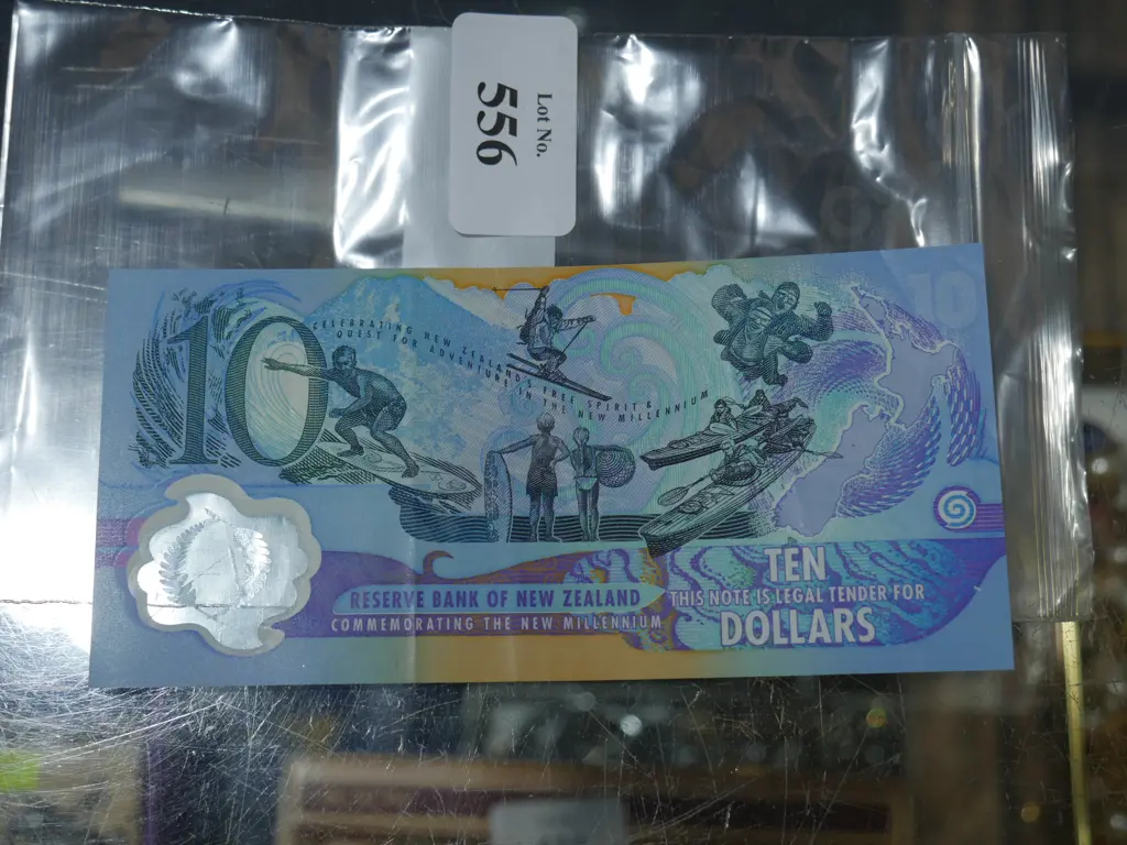 $10 New Zealand millennium banknote Image 1++