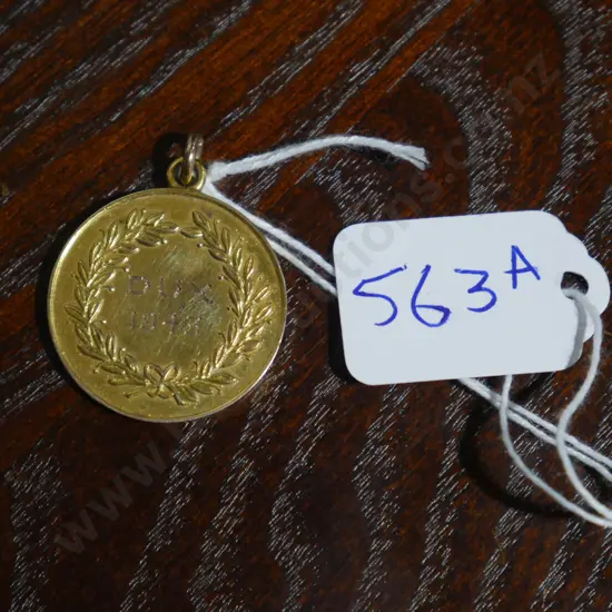 9 carat gold dux 1943 medal