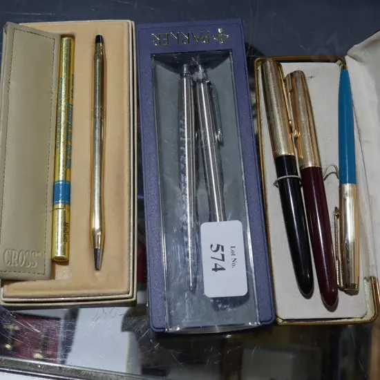 Assorted fountain pens etc