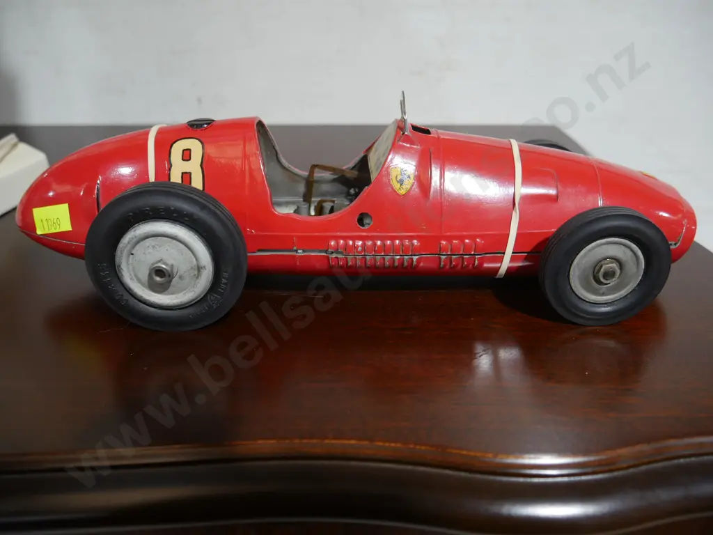 Italian Ferrari teather racecar model Image 1++