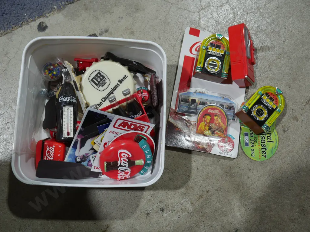 Coca-Cola memorabilia etc Image 1++